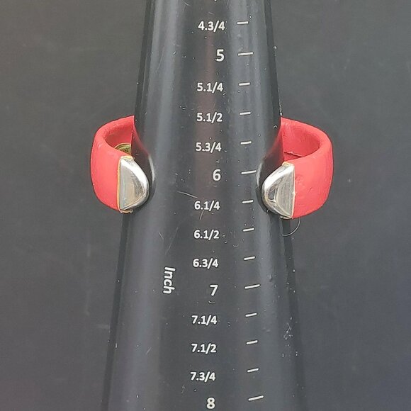 Stunning Terner RED Analog Quartz Women’s Watch with Silver Cuff Bracelet -New B - Picture 7 of 8